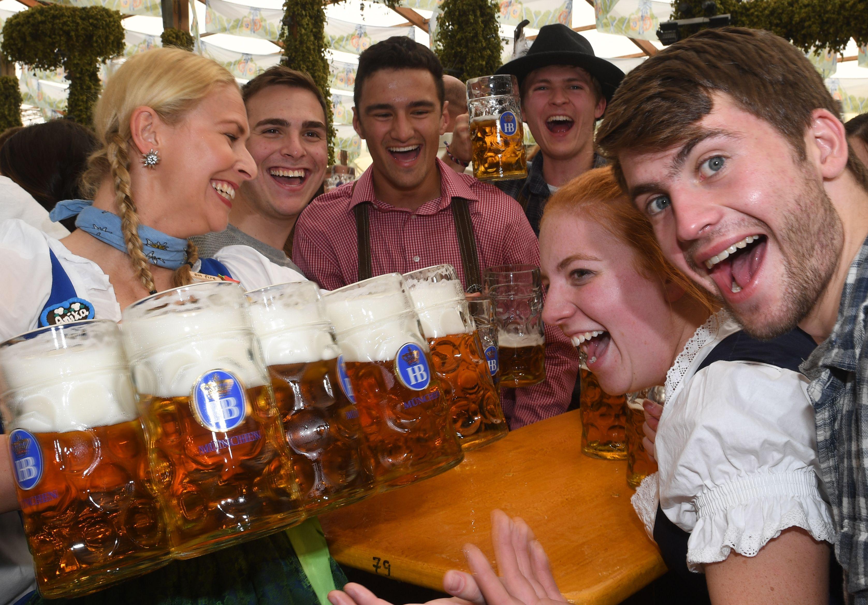 Oktoberfest svoju tradiciju vuče još od davne 1810. godinu - Avaz