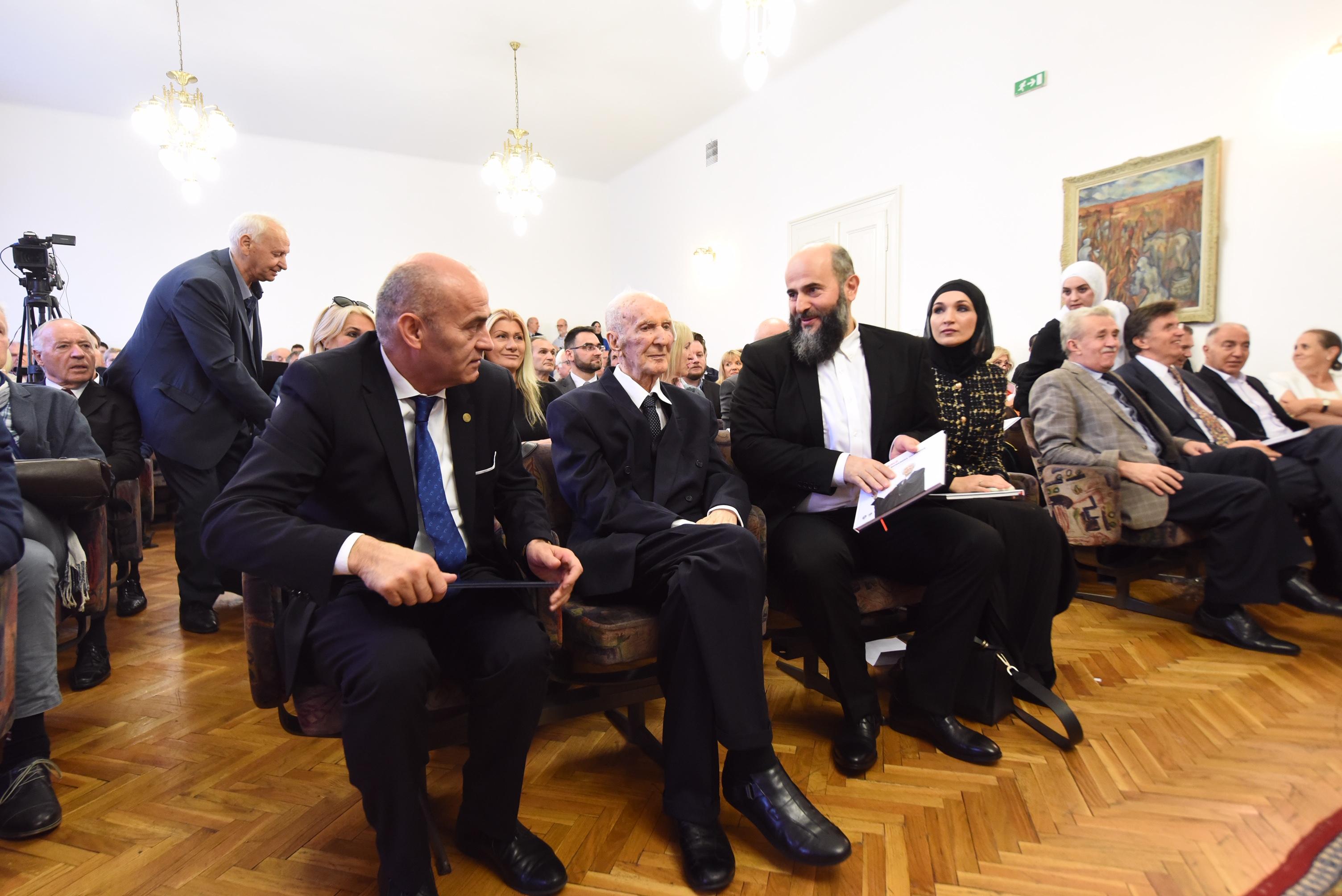 Akademska zajednica Bosne i Hercegovine poklonila se velikom misliocu Muhamedu Filipoviću