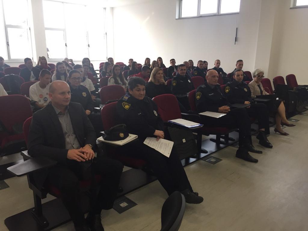 Uspješno je održana "Policijska akademija za mlade 2019." - Avaz