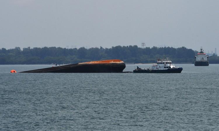 Moskva navodi kako su brodovi ilegalno ušli u njene teritorijalne vode - Avaz