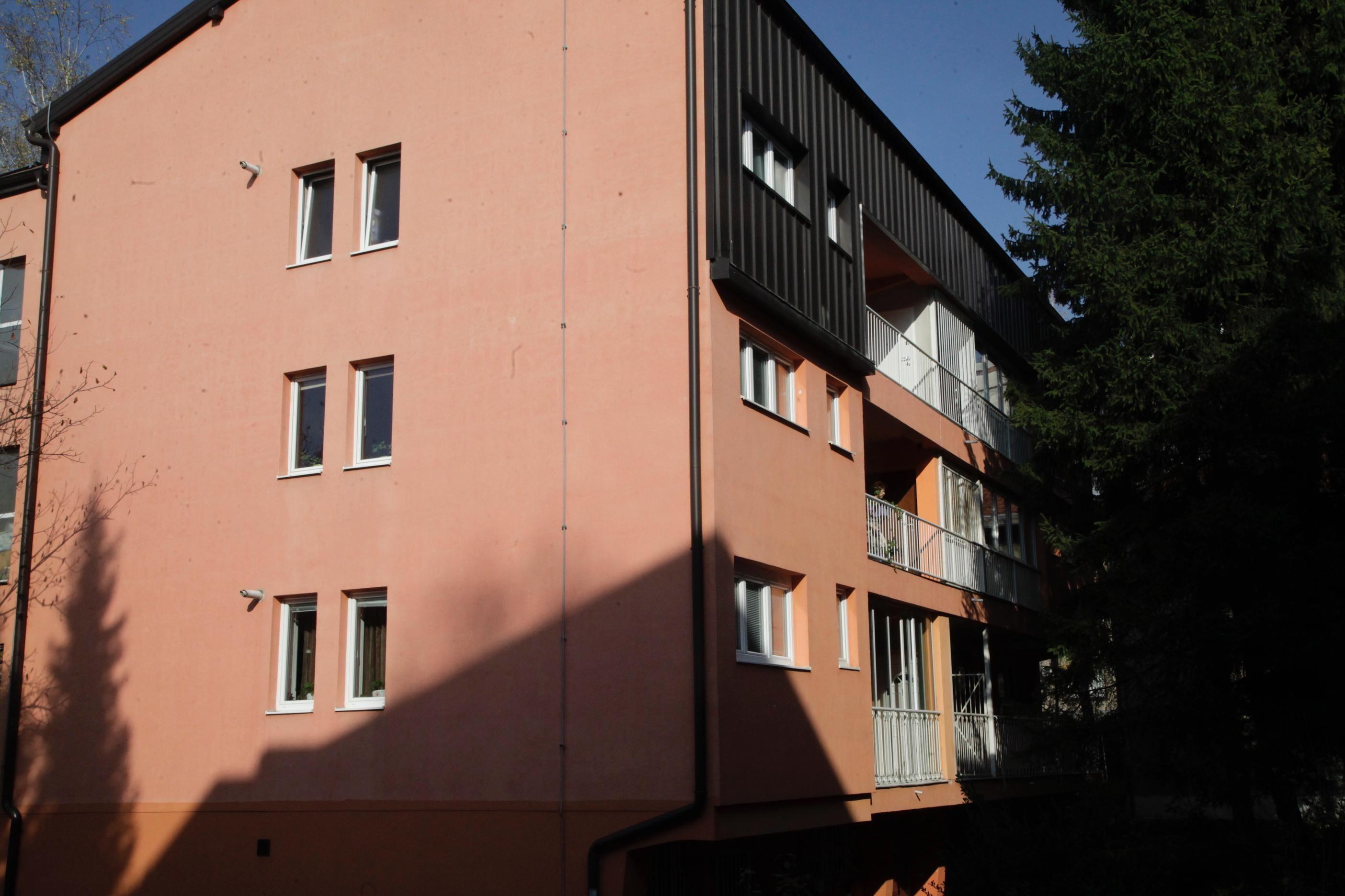Zgrada u Bolničkoj ulici na broju 20, gdje se nalazi Muslimovićev stan na prvom spratu - Avaz