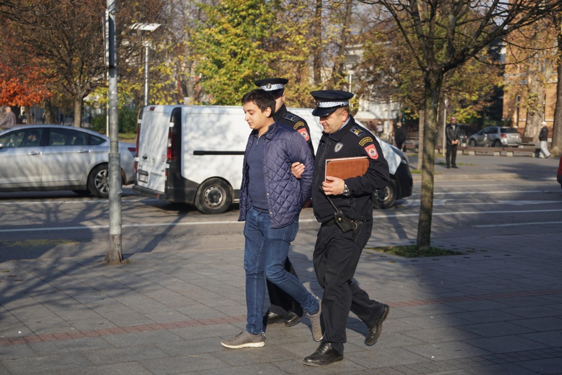 Policija ponovo privela lidera pokreta "ReStart" Stefana Blagića