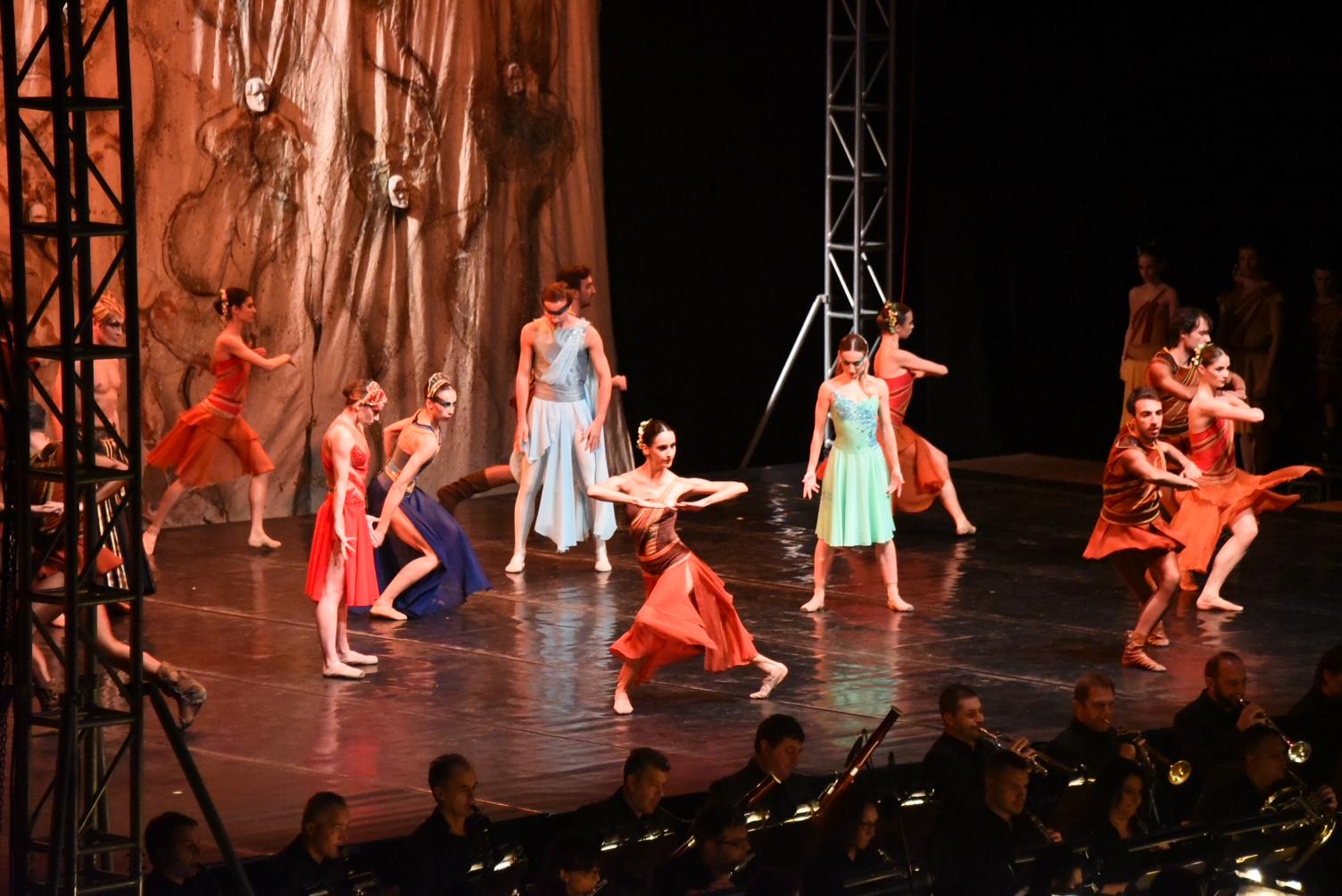 Prva baletno-operna "Carmina Burana" očarala Sarajlije