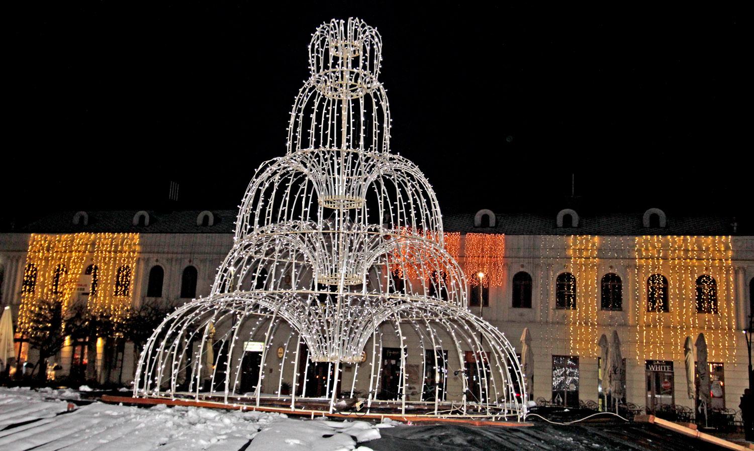 Tuzla: Zasjala "čarobna fontana" na Trgu slobode - Avaz