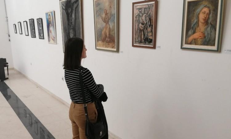 S izložbe slika u Franjevačkom samostanu - Avaz