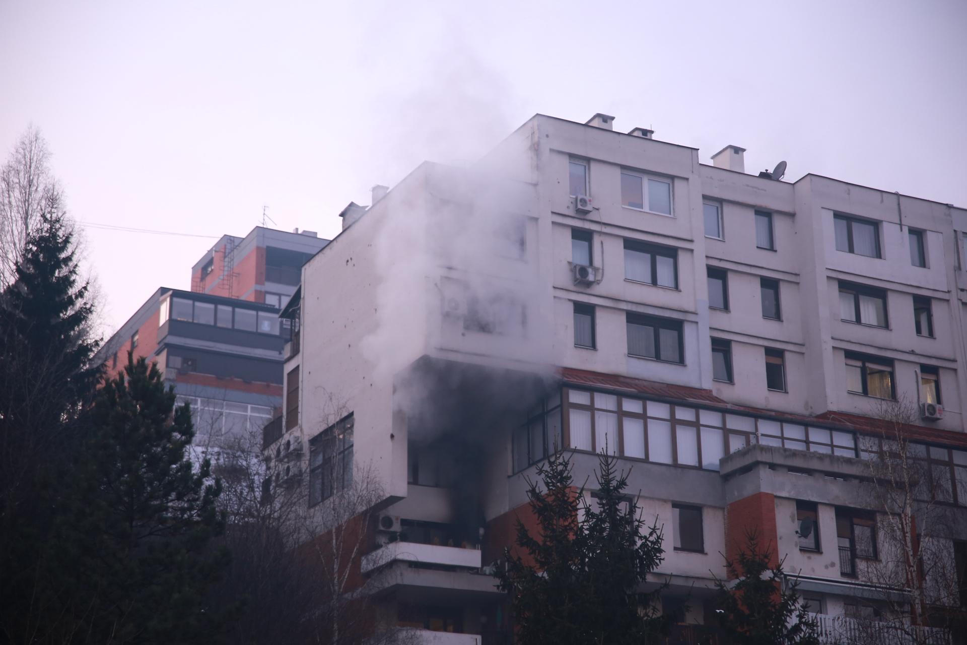 Požar u stanu na Ciglanama - Avaz