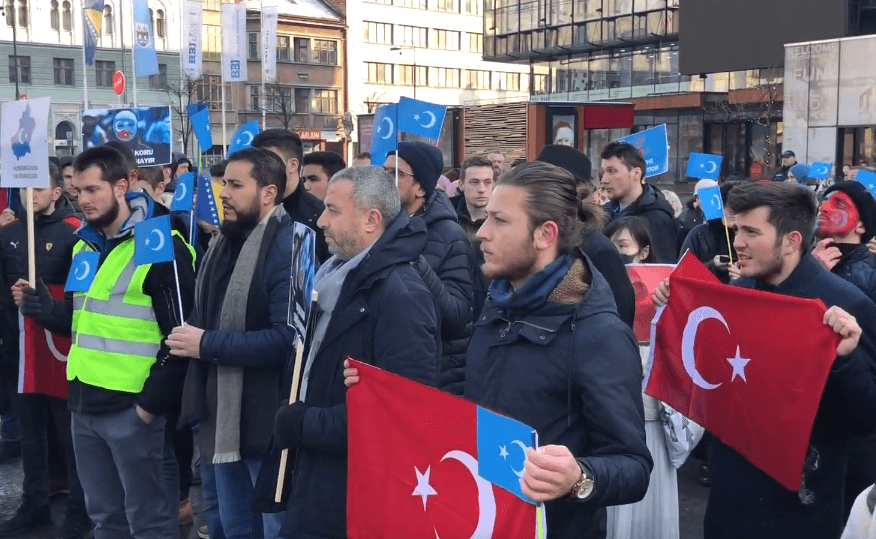 Protestni marš u znak podrške ujgurskim muslimanima u Kini
