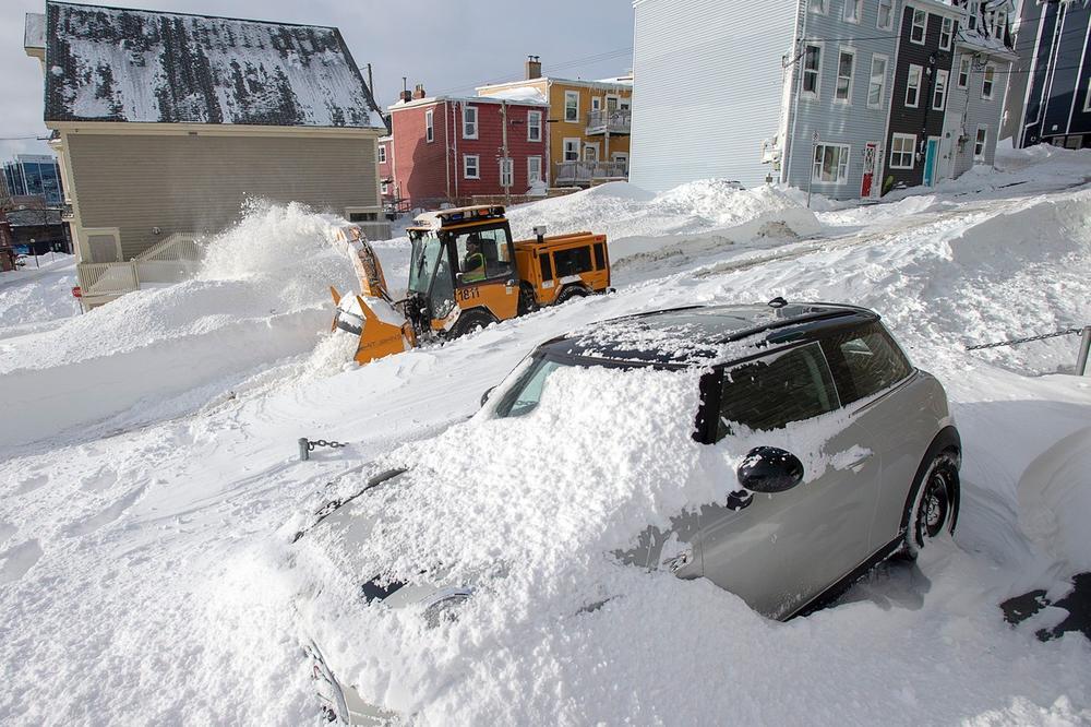 Rekordne padavine: U Kanadi palo 77 cm snijega, proglašeno vanredno stanje