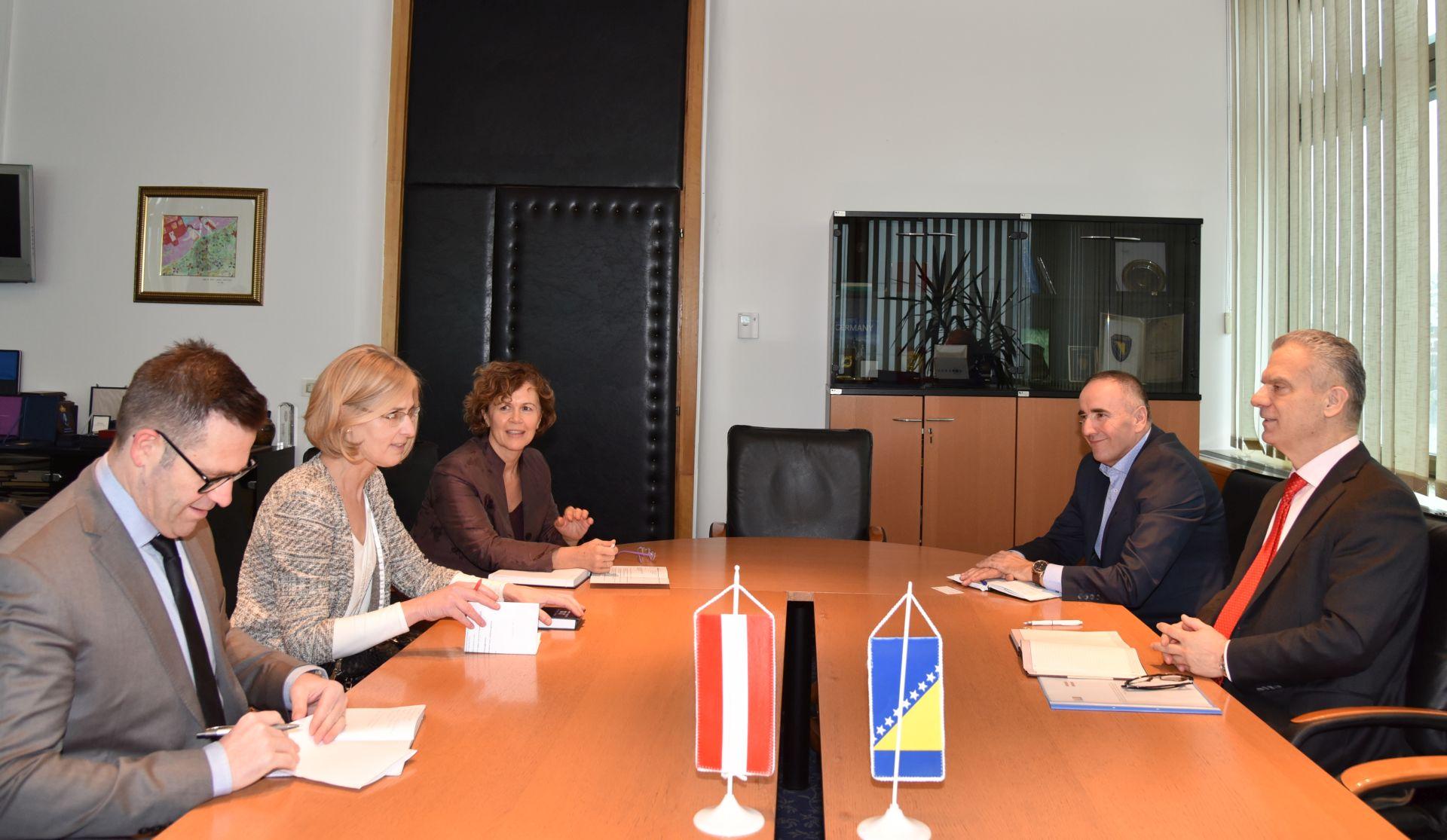 Sastanak ministra Radončića i ambasadorice Hartman - Avaz