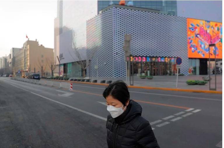 Peking: Samo rijetki na ulicma - Avaz
