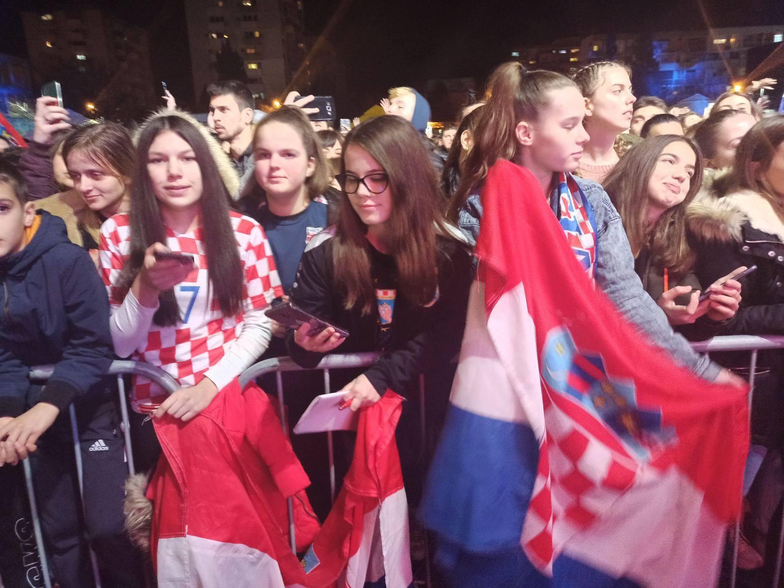 Hercegovci u Mostaru dočekuju "Kauboje"