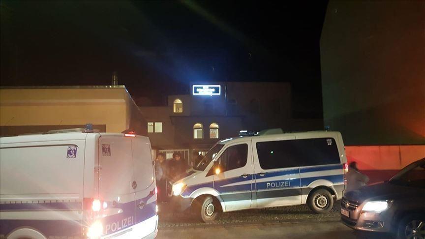 Policija evakuirala džamiju - Avaz