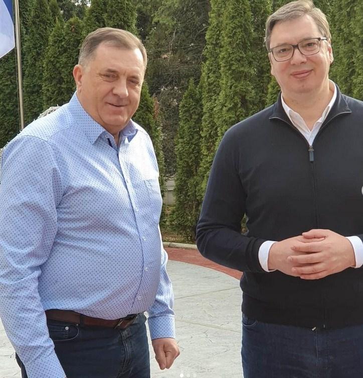 Dodik i Vučić: Susret u Beogradu - Avaz