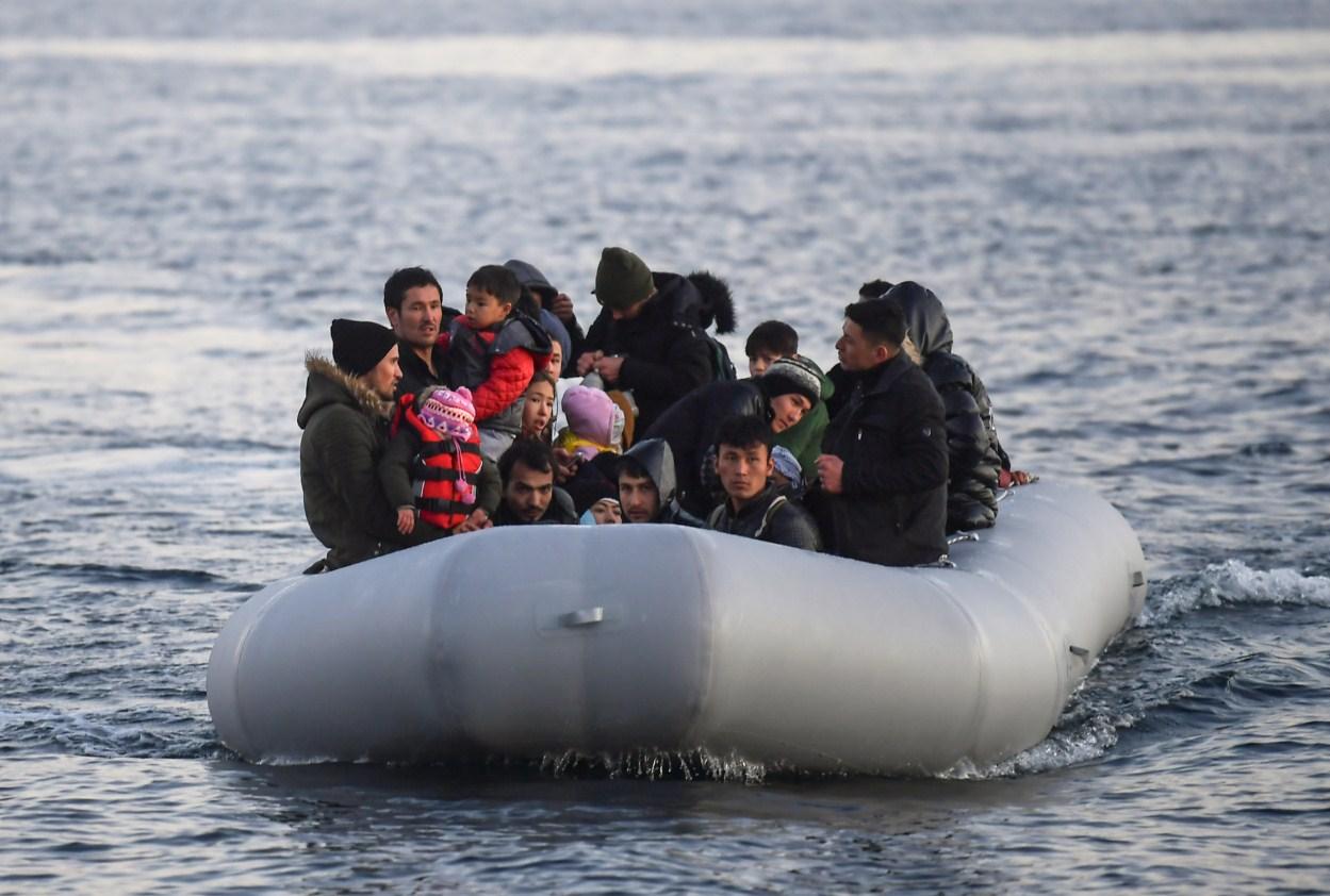Grčka: Utopilo se dijete, više od 40 migranata spašeno
