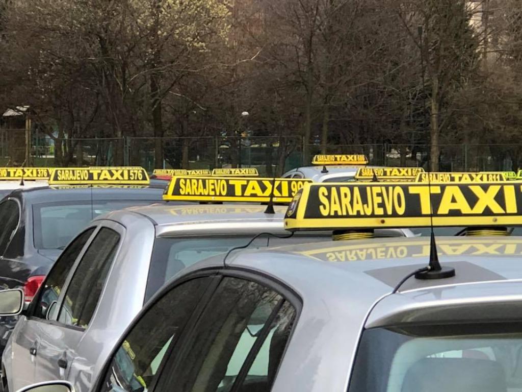 "Sarajevo taxi" upozorava klijente: Ne sjedajte pored vozača
