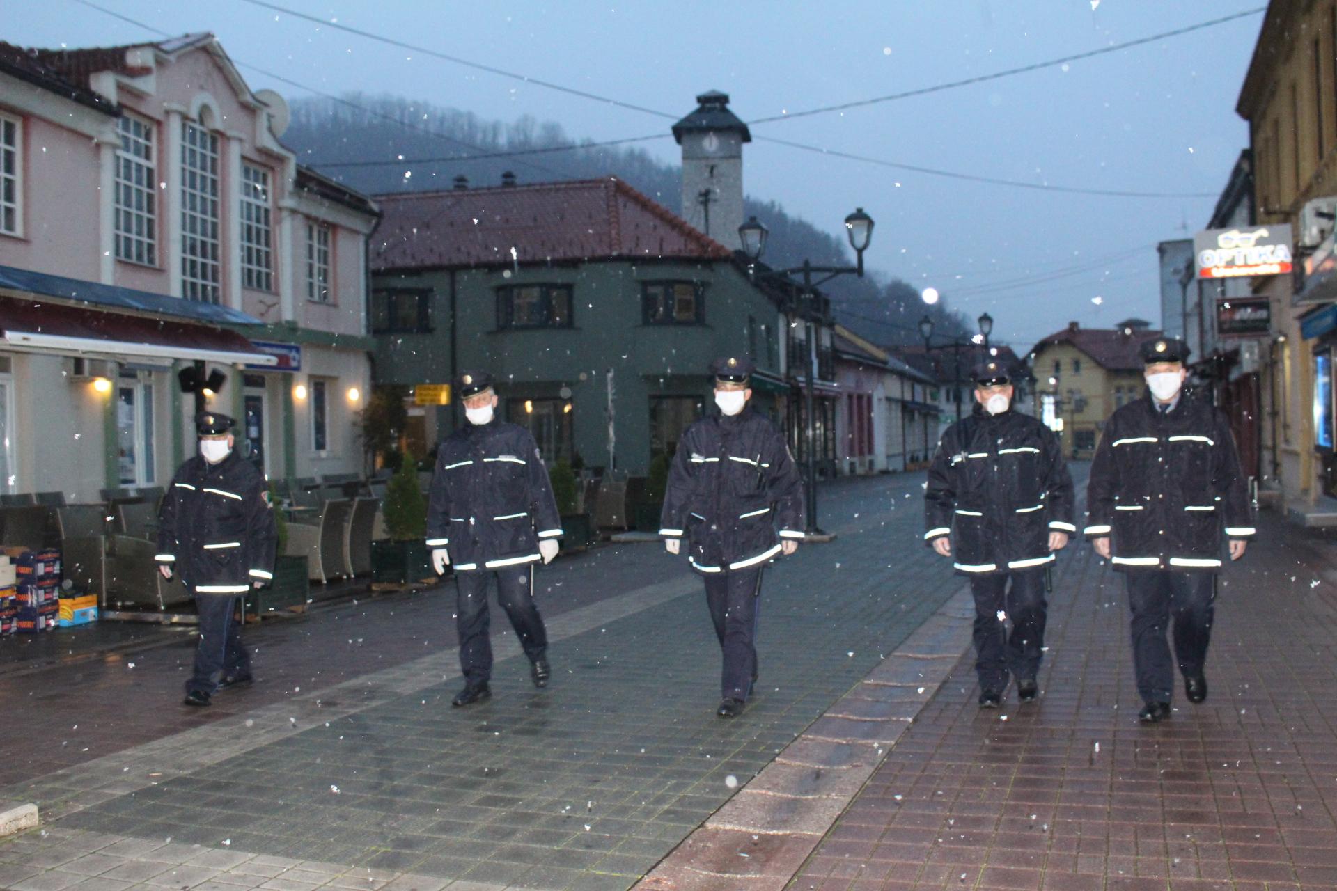 Policija krenula u kontrolu - Avaz
