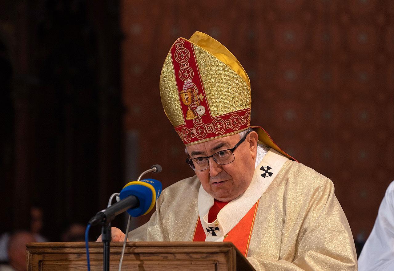 Kardinal Puljić: Obitelj je kućna Crkva - Avaz