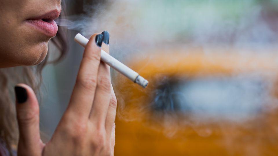 Važno je znati na koji način cigarete mogu doprinijeti riziku od razbolijevanja - Avaz