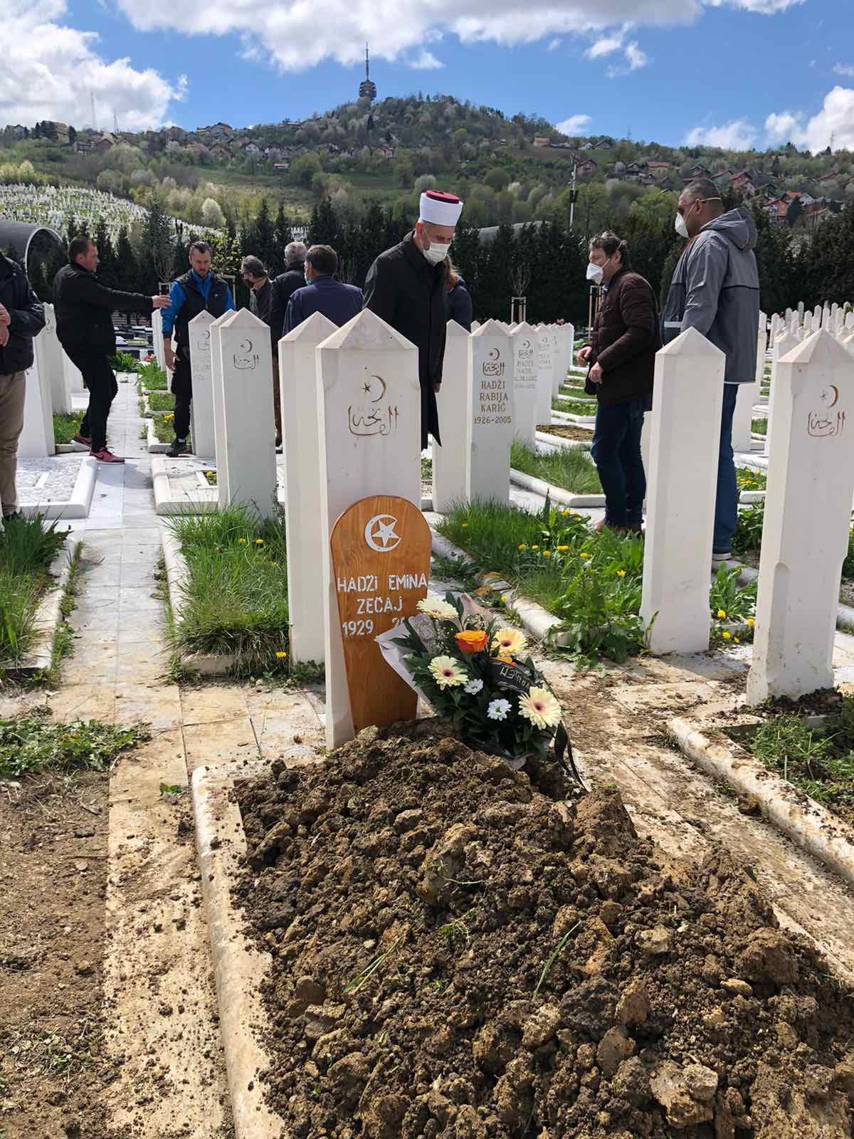 Emina Zečaj ukopana na gradskom groblju Bare - Avaz