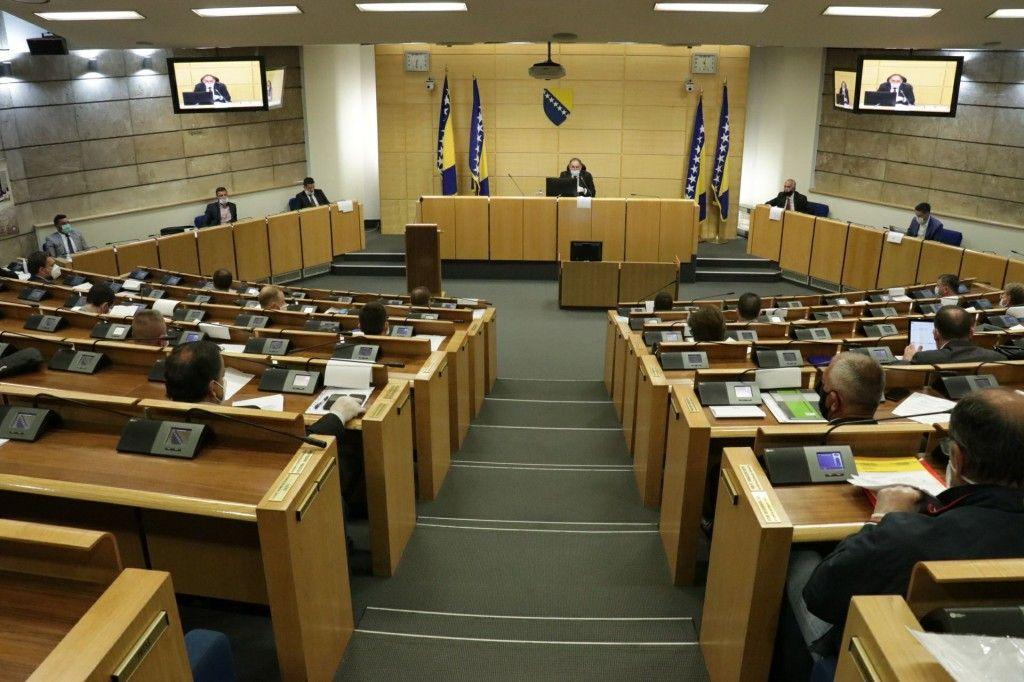 Prekinuta sjednica Doma naroda PFBiH: Rasprava o "Korona zakonu" tek u ponedjeljak