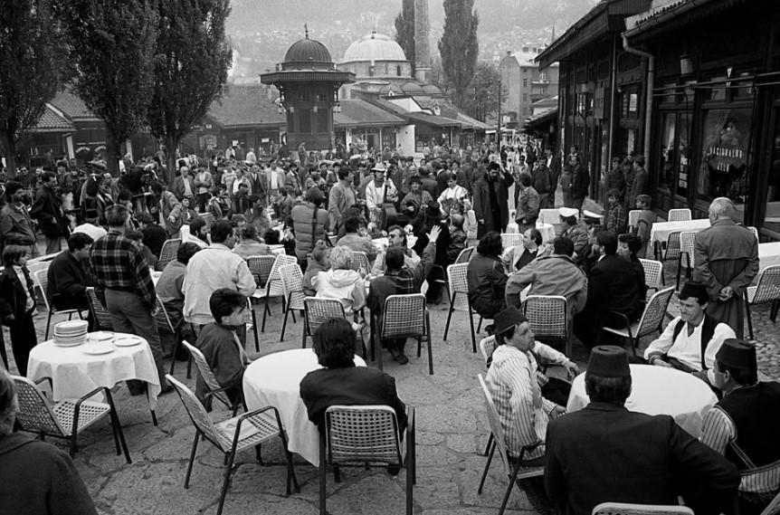Fotografije iz sehare: Pogledajte izložbu Milomira Kovačevića o Sarajevu kada se ljepše živjelo