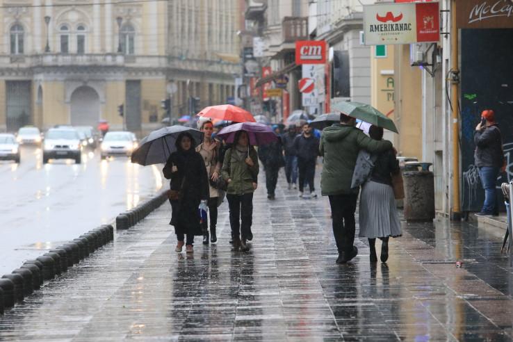 Oblačno i kišovito u BiH - Avaz