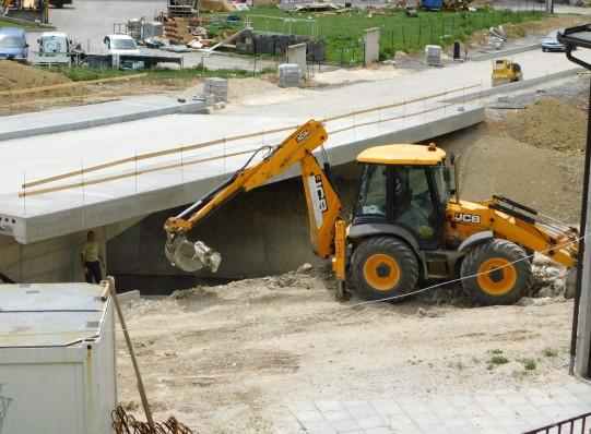 Napreduje izgradnja saobraćajnice i mosta preko rijeke Vogošće