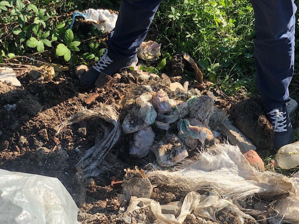 Istražitelji otkopali ostatke mesa - Avaz