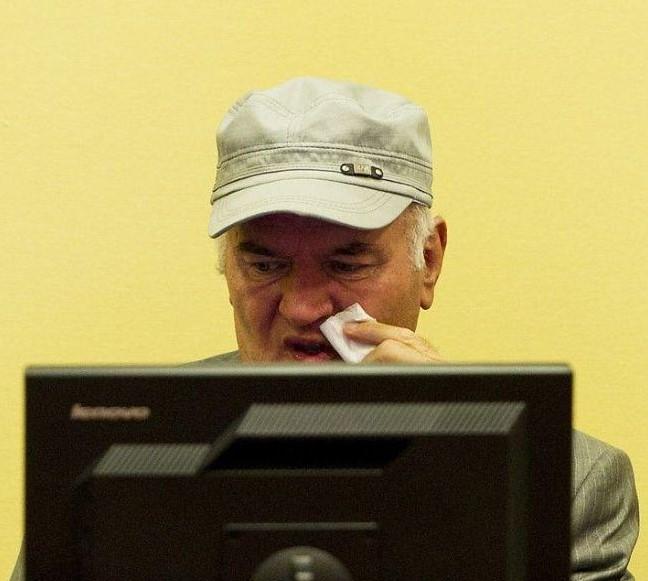 Ratko Mladić u smrtnoj opasnosti: Ljekari sumnjaju da ima unutrašnje krvarenje