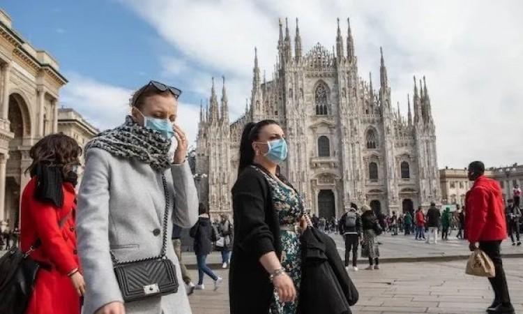 Italija je bila jedna od najteže pogođenih zemalja u Evropi s više od 230.000 slučajeva zaraze - Avaz