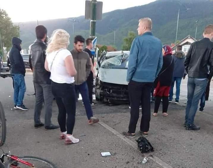 Nastradao vozač Renaulta u Sarajevu - Avaz