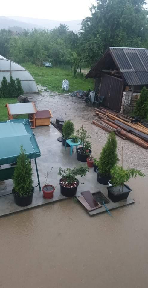 Poplavjene kuće u Miričini - Avaz