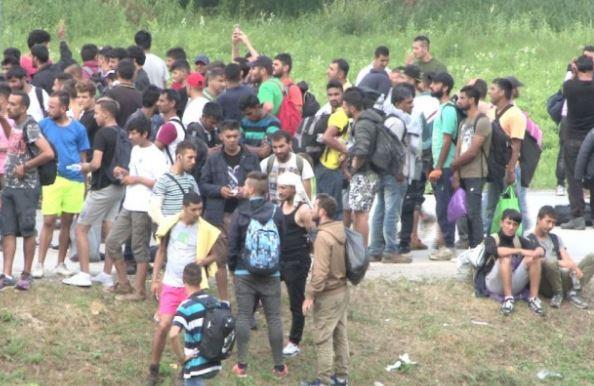 Migrantska kriza već treću godinu traje u BiH - Avaz