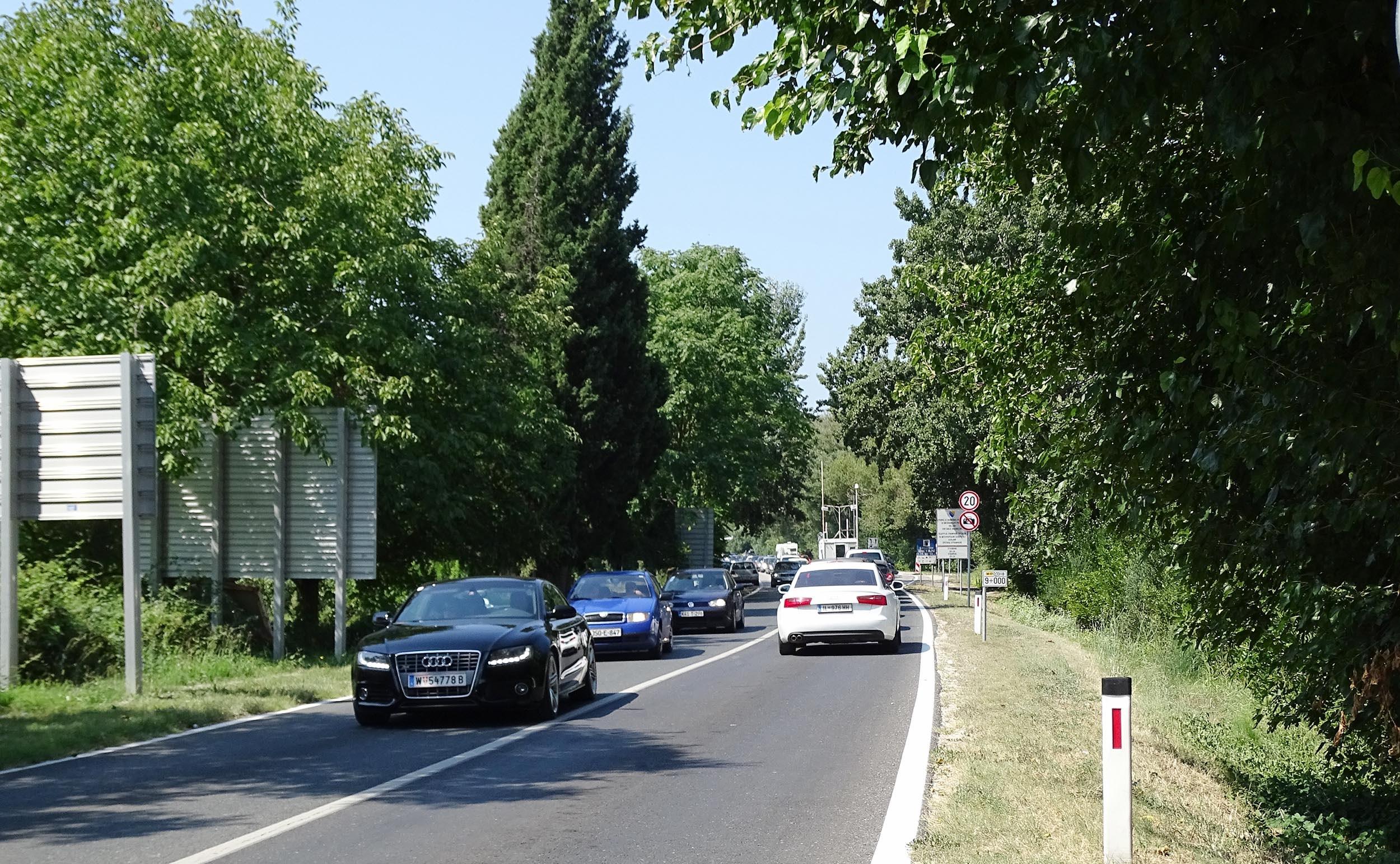 Usporeno se saobraća na putevima Livno-Kamensko i Doboj-Šešlije - Avaz