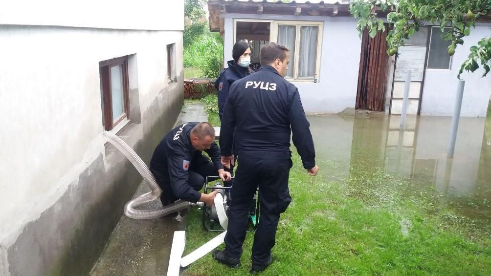 Počela sanacija poplavljenih objekata i klizišta - Avaz