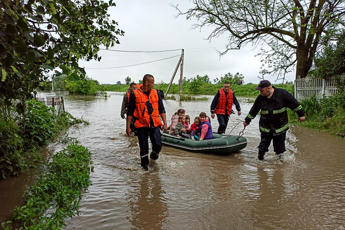 Poplave su pogodile više od 200 gradova i sela - Avaz