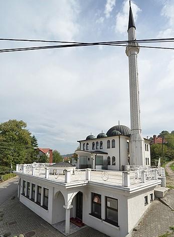 Bijela džamija - Avaz