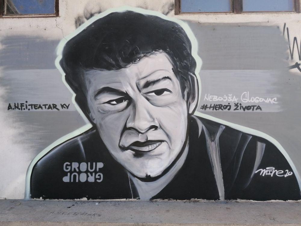 Osvanuo mural u Kraljevu: "Nebojša Glogovac, heroj života"