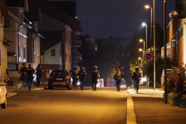 Policija na ulicama Sarpsborga - Avaz