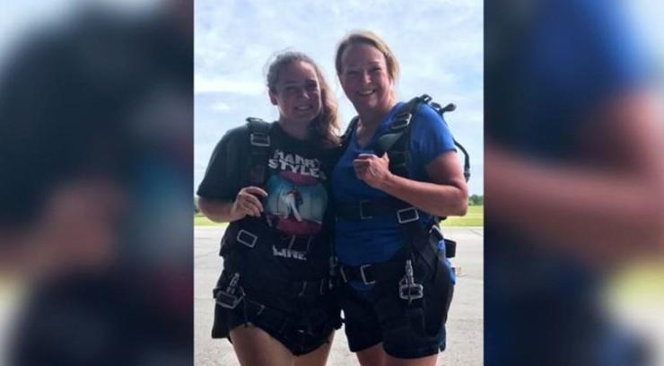 Tinejdžerica iz Atlante prvi put skakala padobranom i poginula skupa s instruktorom