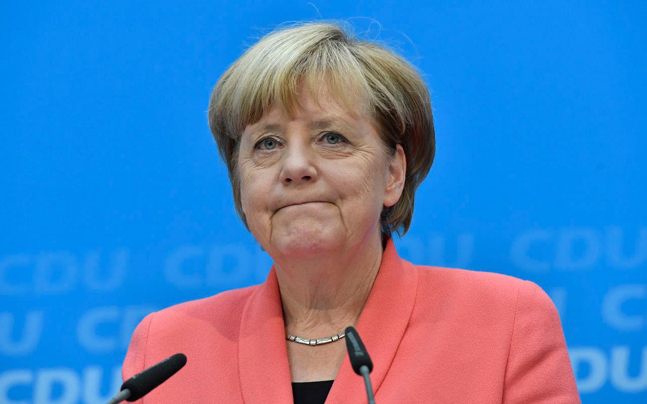 Merkel:  Telefonirala sa turskim predsednikom Erdoanom - Avaz