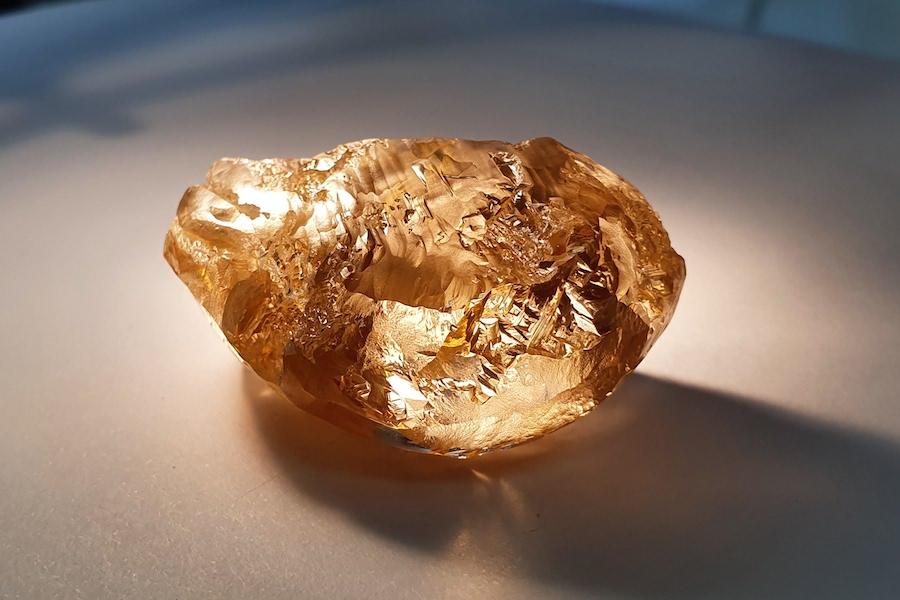 Iskopan unikatni dijamant od 236 karata