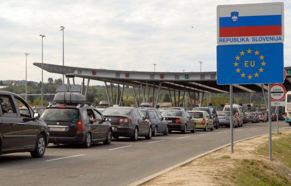 Slovenija želi karantin za građane koji se ne vrate iz Hrvatske do kraja sedmice