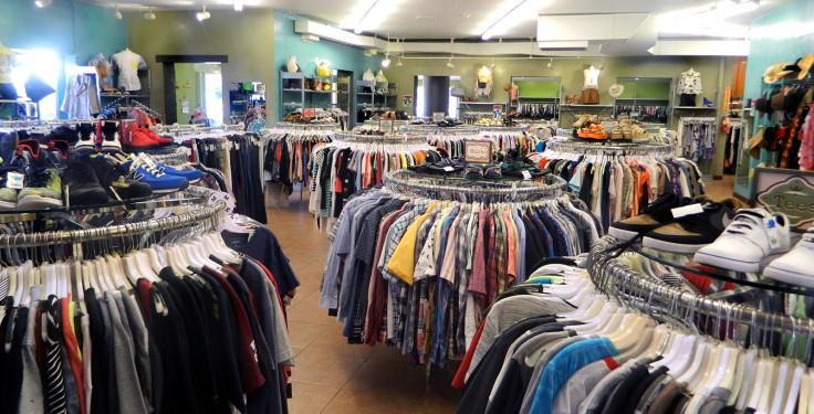 Dobra vijest za građane: Od danas dopušteno isprobavanje odjeće u prodavnicama, uz jedan uslov trgovcima