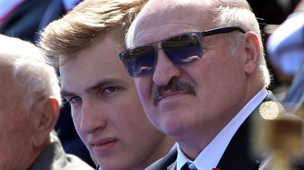 Nikolaj i Aleksandar Lukašenko - Avaz