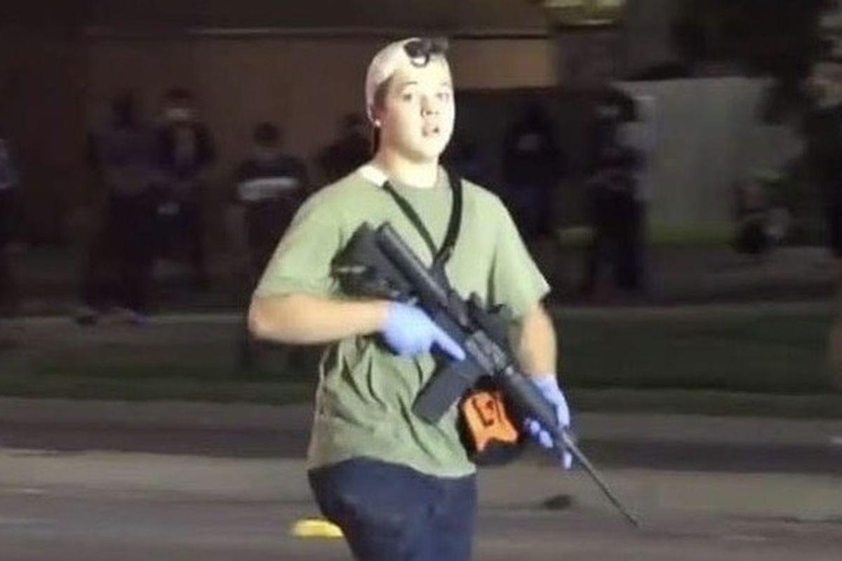 Tinejdžer koji je pucao po demonstrantima opsjednut je policijom i obožava Trampa