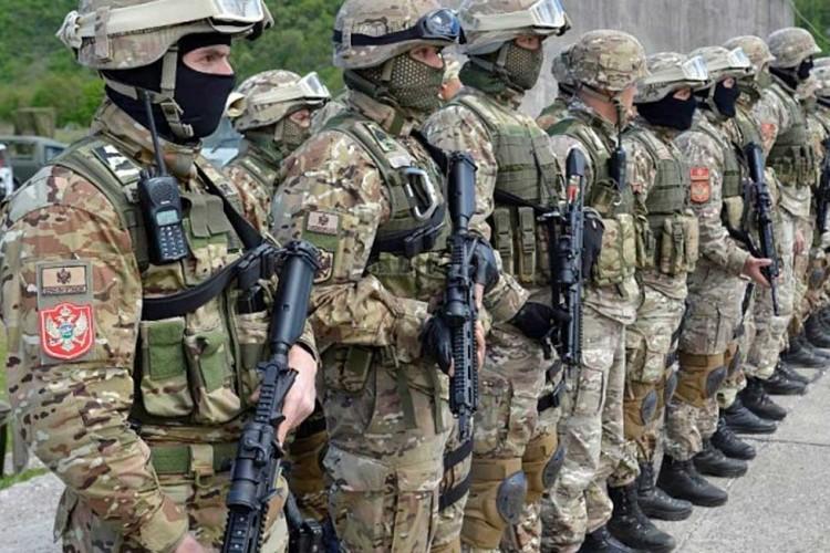 Ministarstvo odbrane Crne Gore: Vojnici nisu demonstrativno predali oružje