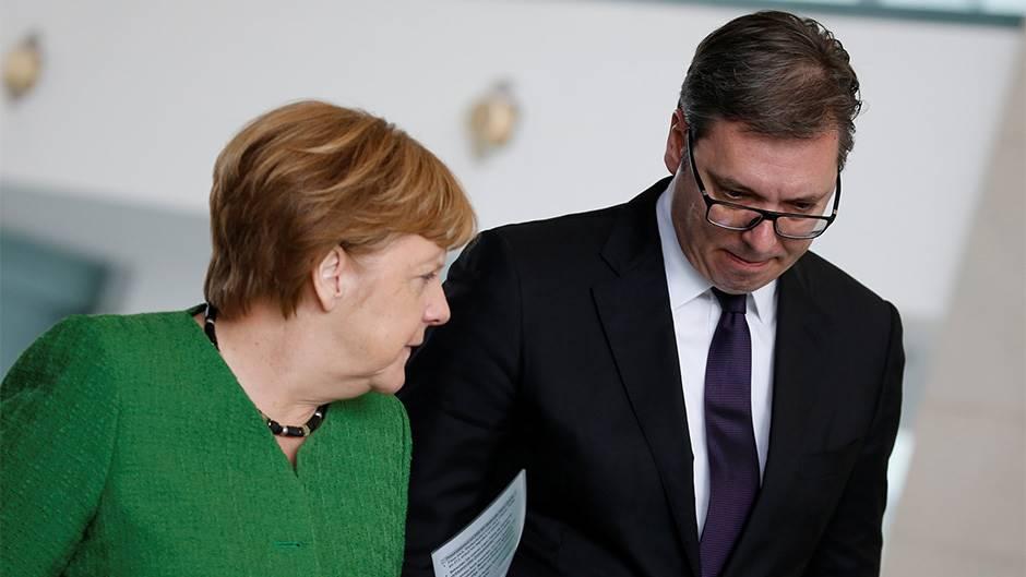 Vučić uoči odlaska u Vašington razgovarao sa Merkel