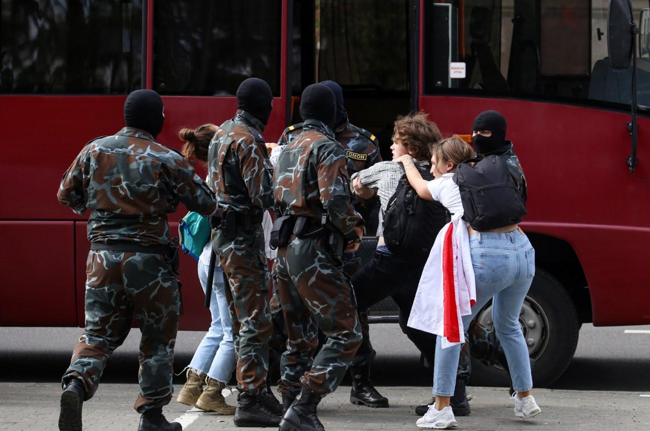 Lukašenkovi specijalci napali studente u centru Minska