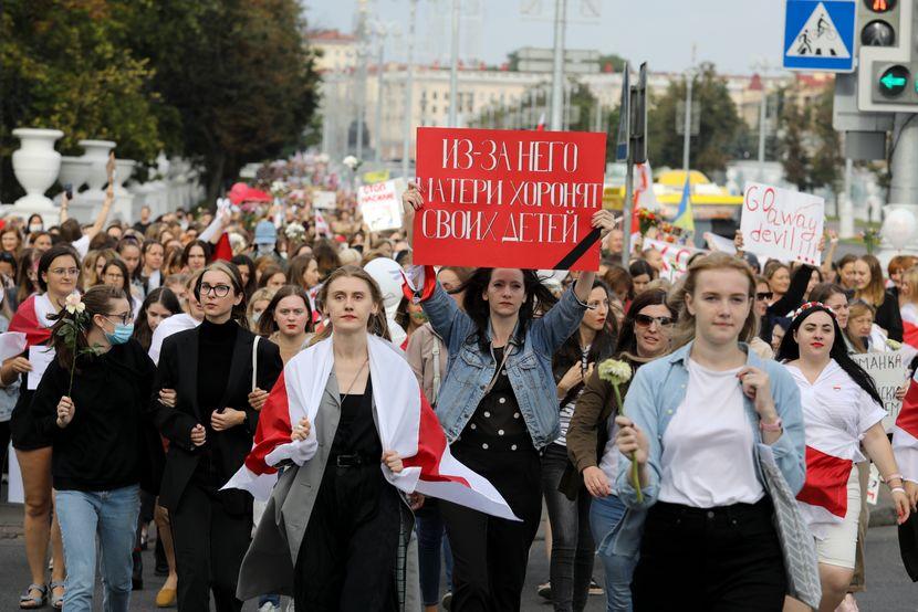 Više hiljade žena u Minsku tražilo ostavku Lukašenka